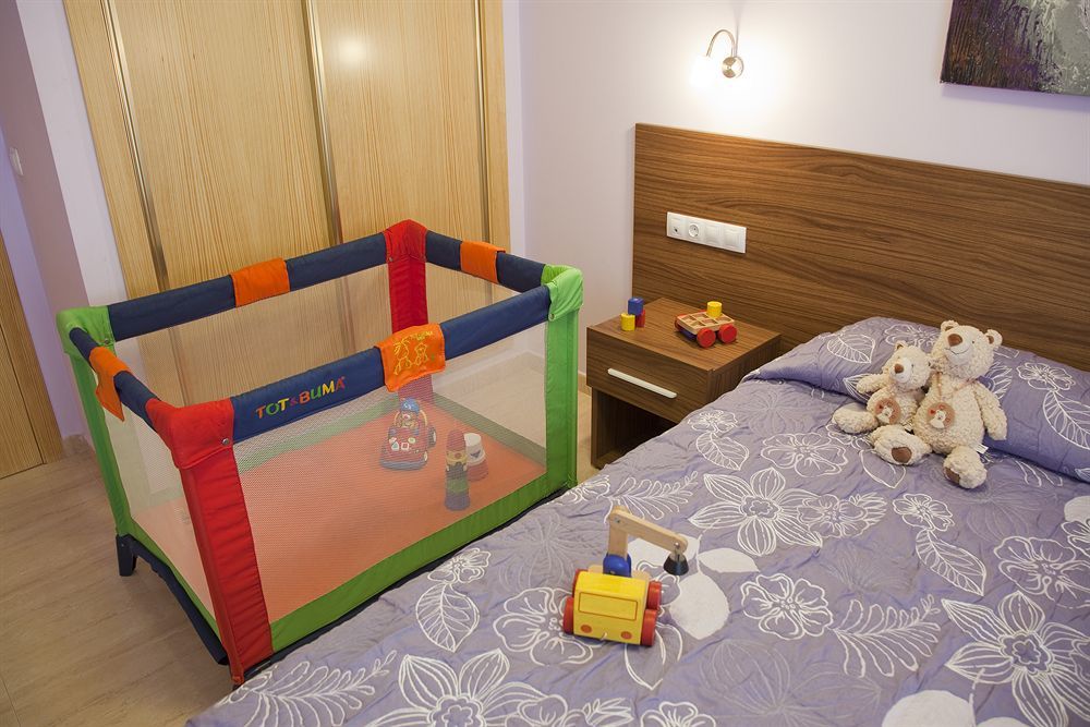 Apartamentos Campuebla Монтанехос Экстерьер фото