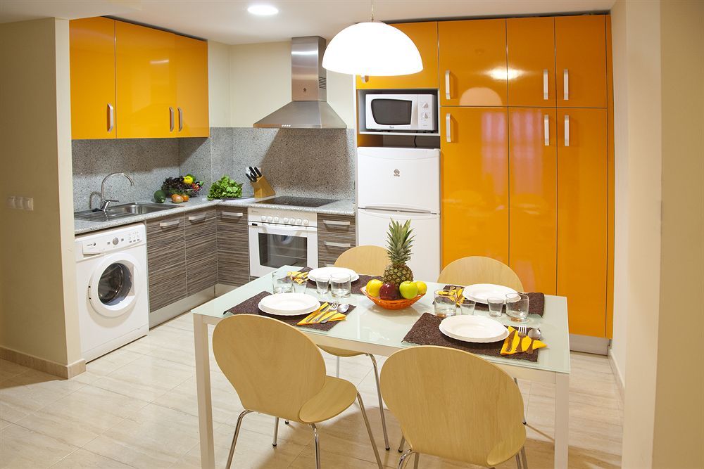 Apartamentos Campuebla Монтанехос Экстерьер фото